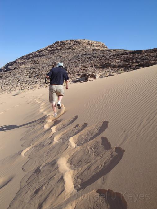 IMG_8028 DSC05218.JPG - Climb the Sand Dune